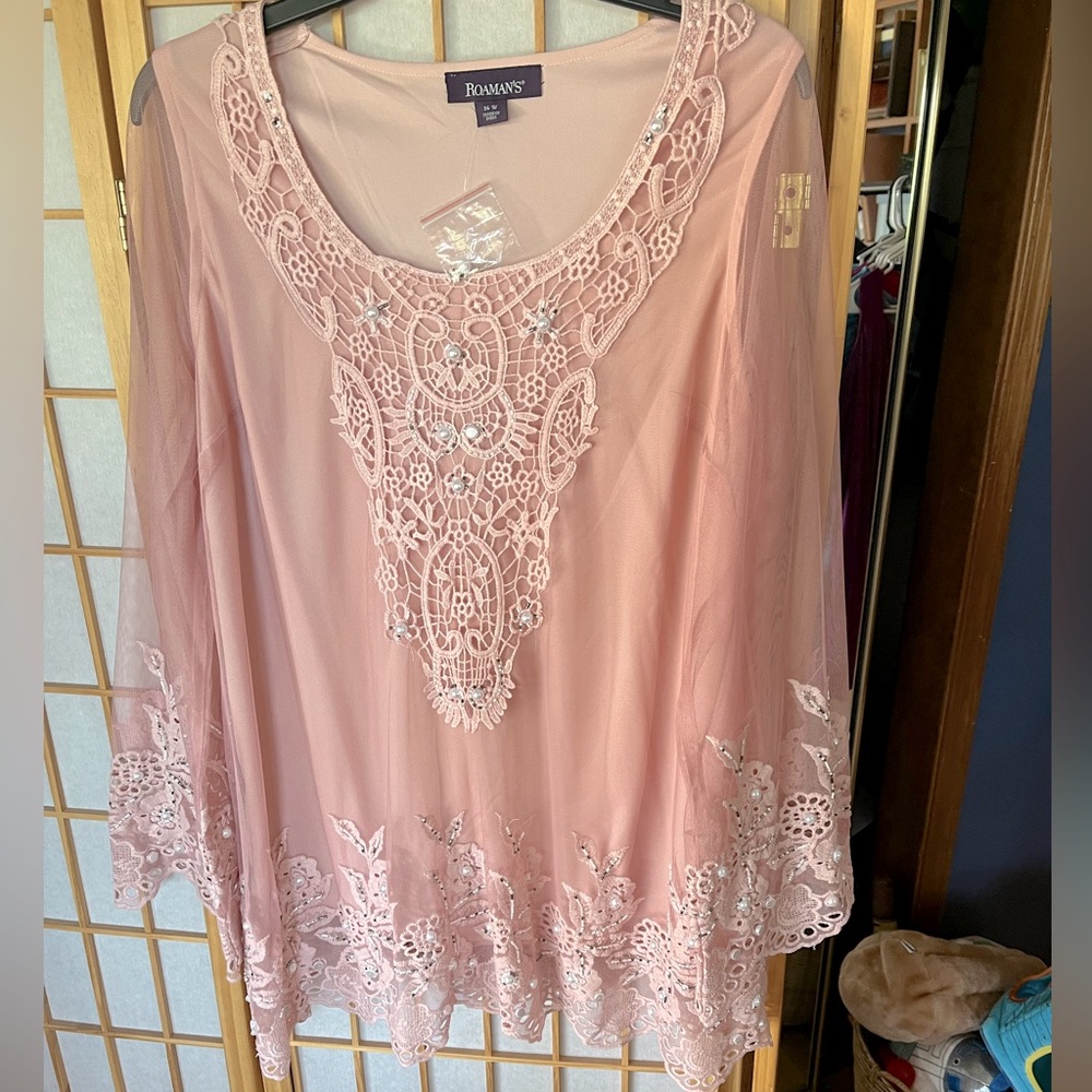 NWOT Roaman’s Tunic Size 16